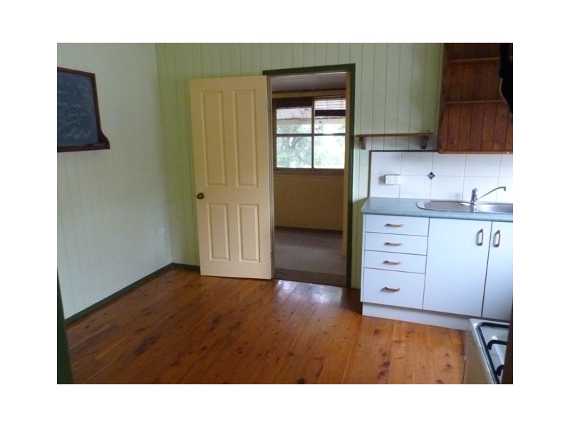 152 Kent Street, Oakey QLD 4401