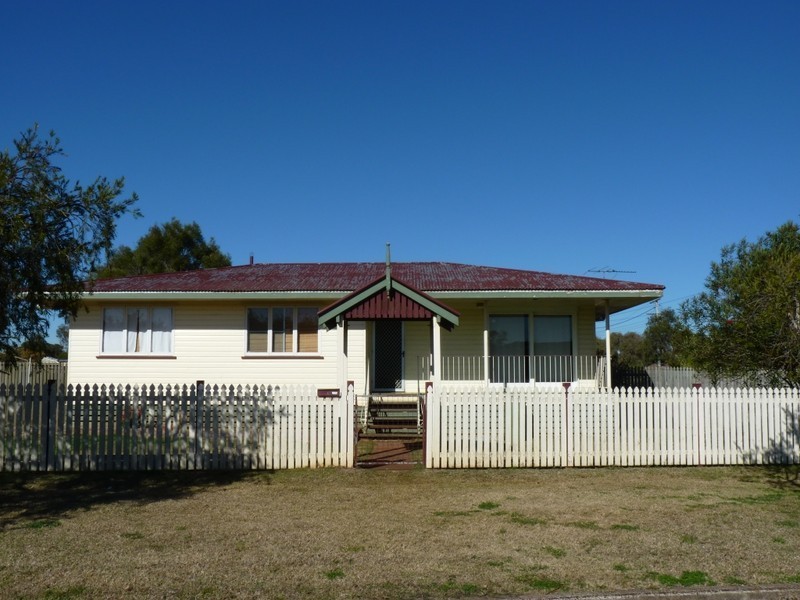 4 Delray Street, Oakey QLD 4401