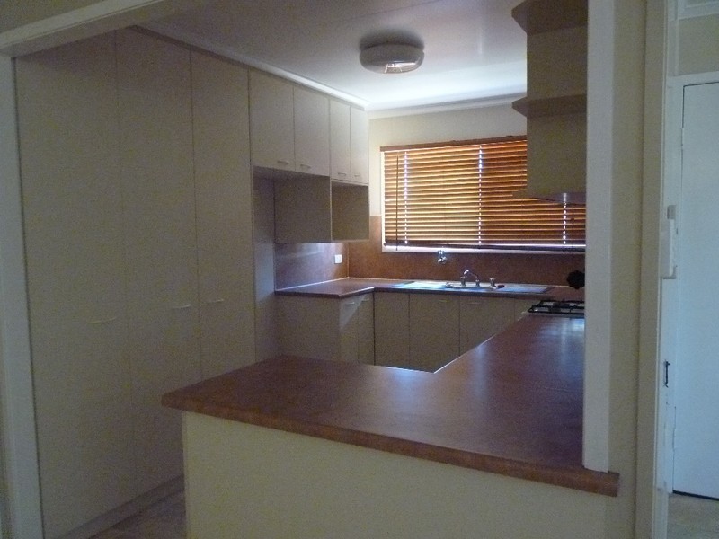 7 James Street, Oakey QLD 4401