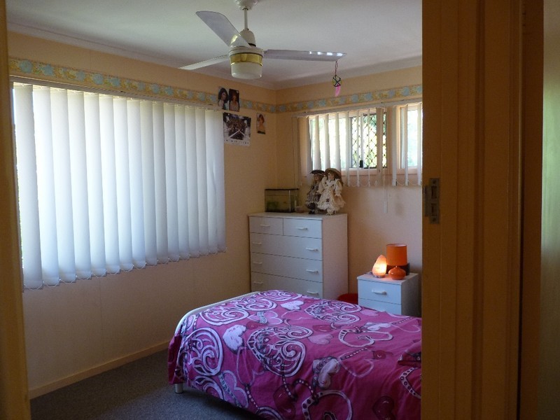 10 James St, Oakey QLD 4401