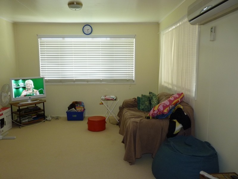 34 Milligan Street, Oakey QLD 4401