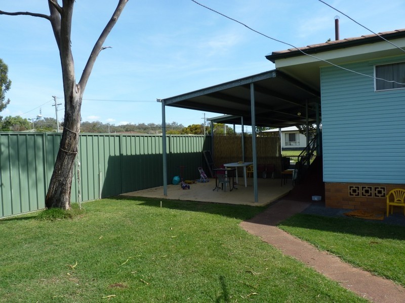 34 Milligan Street, Oakey QLD 4401