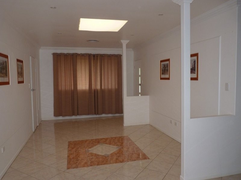 35 Desmond Lane, Oakey QLD 4401