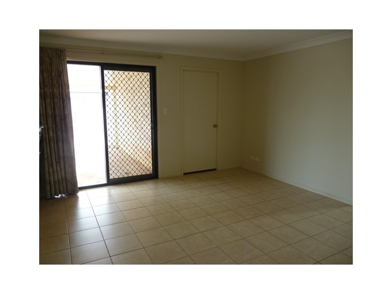 23 Berghofer Drive, Oakey QLD 4401