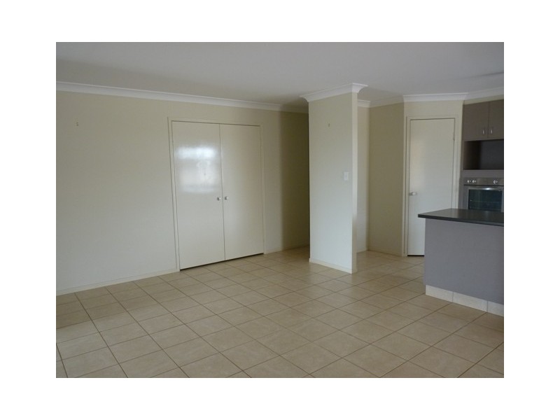 23 Berghofer Drive, Oakey QLD 4401