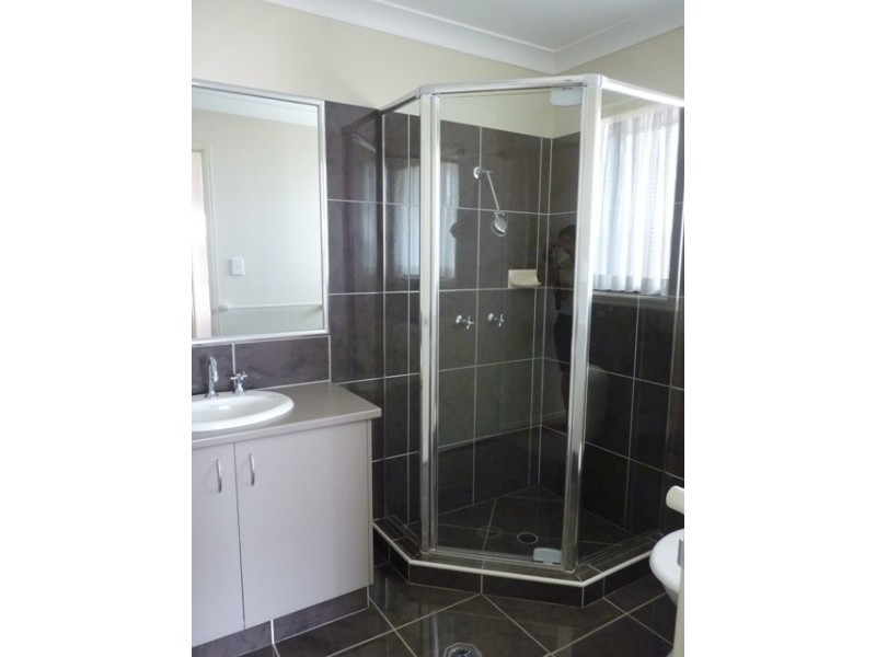 23 Berghofer Drive, Oakey QLD 4401