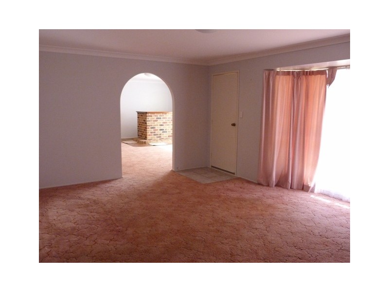 9 Voll Avenue, Oakey QLD 4401