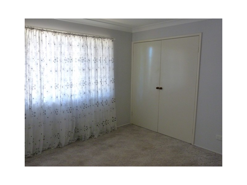 9 Voll Avenue, Oakey QLD 4401