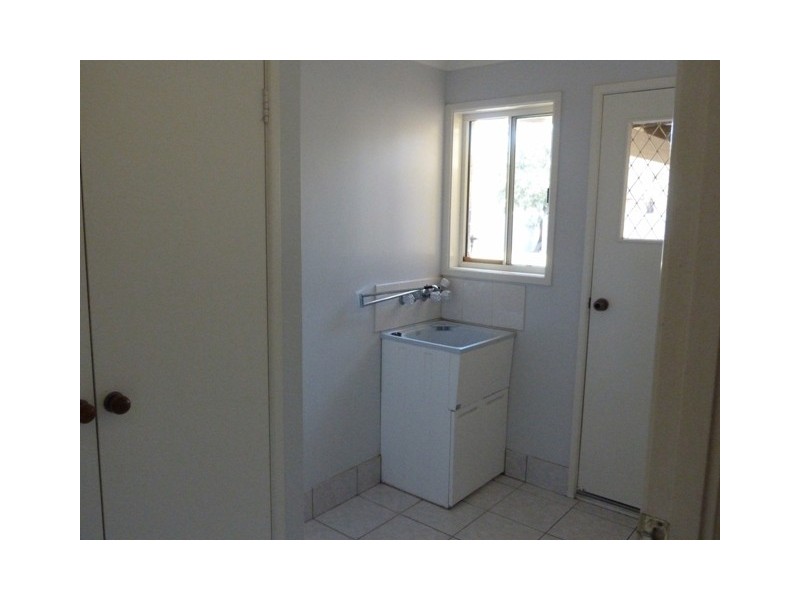 9 Voll Avenue, Oakey QLD 4401