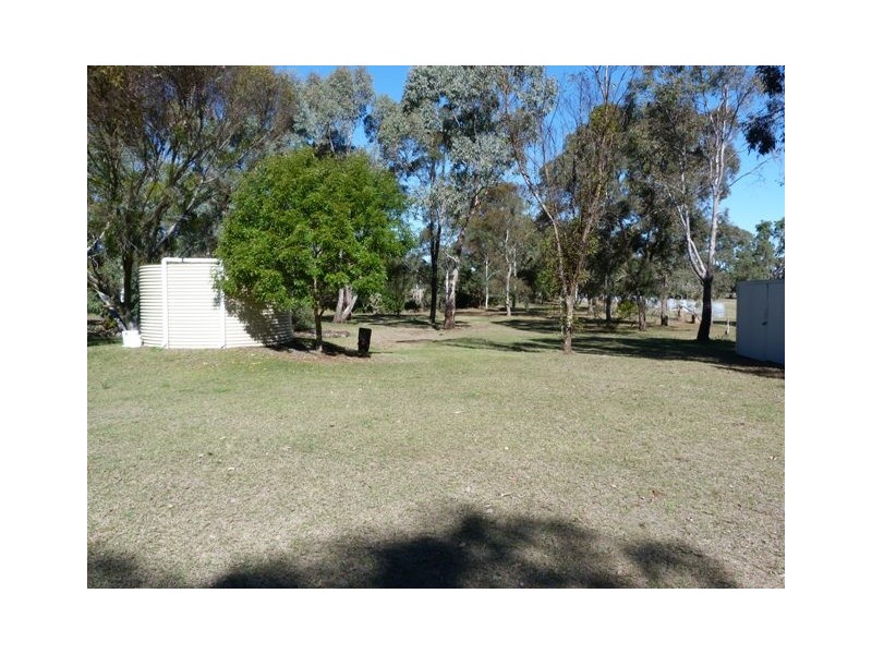 9 Voll Avenue, Oakey QLD 4401