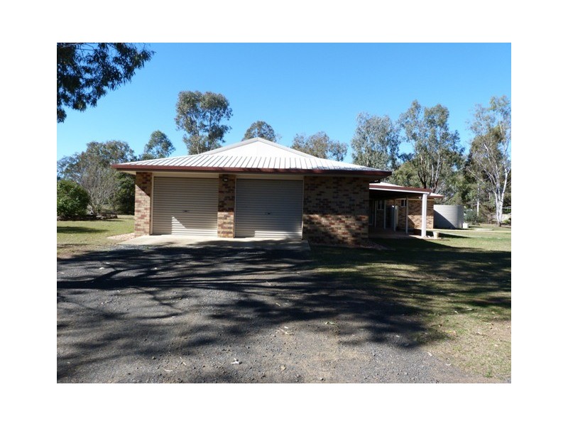 9 Voll Avenue, Oakey QLD 4401