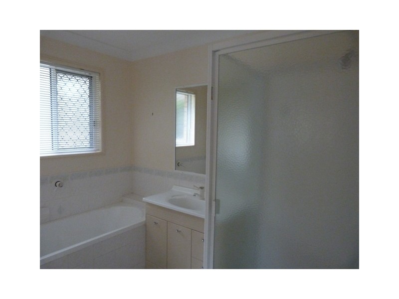 10 Claire-Lee Avenue, Kingsthorpe QLD 4400