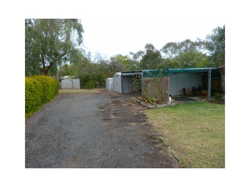10 Claire-Lee Avenue, Kingsthorpe QLD 4400