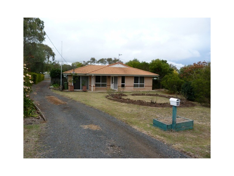 10 Claire-Lee Avenue, Kingsthorpe QLD 4400