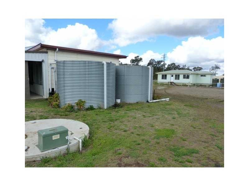 53 Oakey Cooyar Road, Kulpi QLD 4352