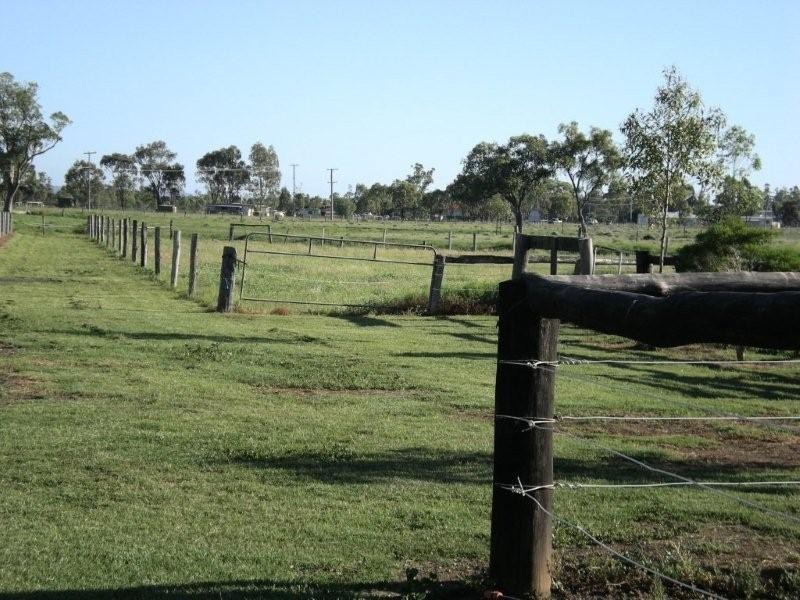 45 Beale Street, Oakey QLD 4401