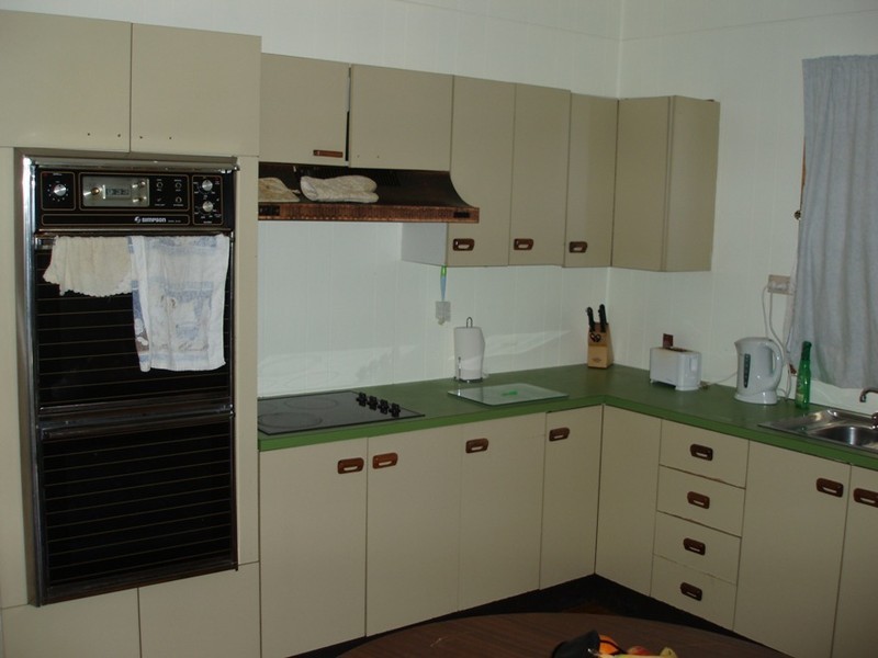36 Geraghty Street, Cecil Plains QLD 4407