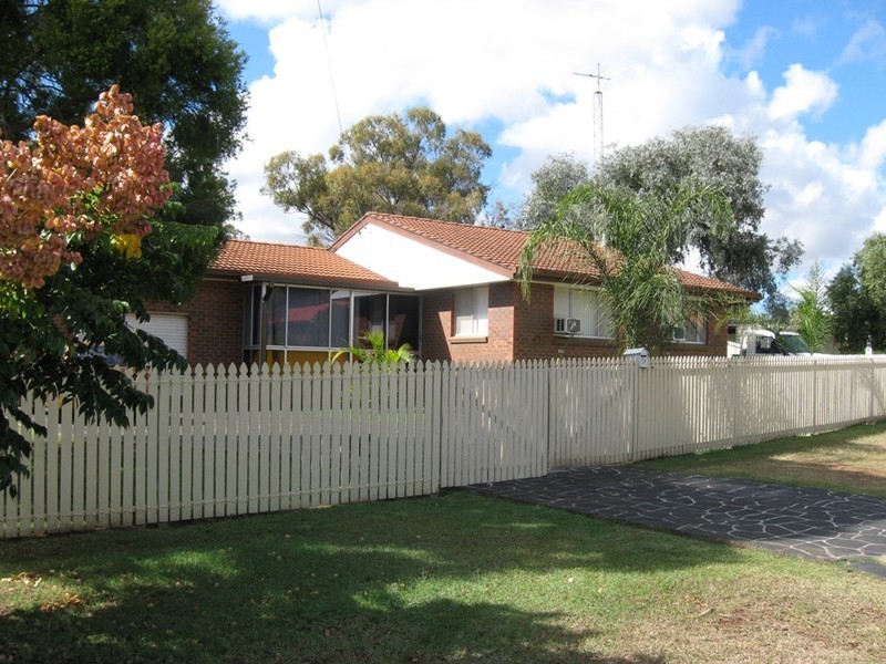 57  Proposch Street, Oakey QLD 4401