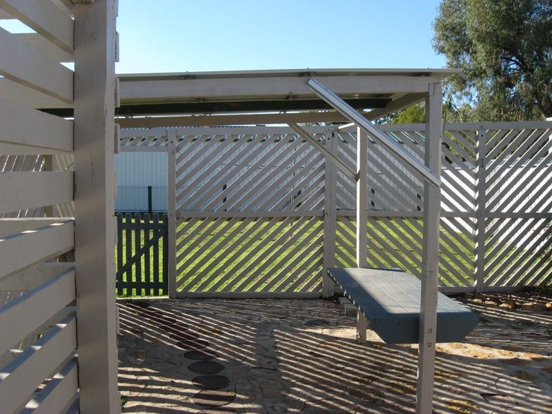 79 Geraghty Street, Cecil Plains QLD 4407