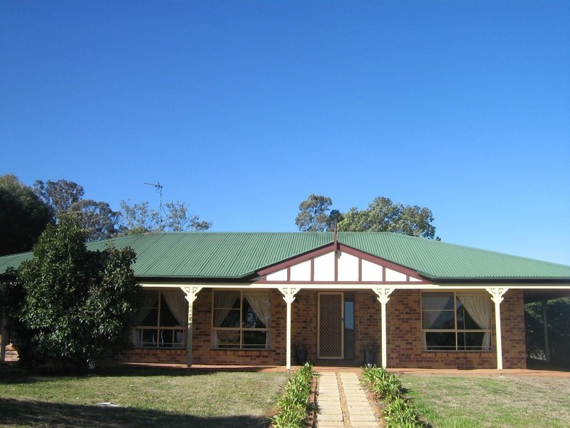 22 Garrett Road, Meringandan QLD 4352