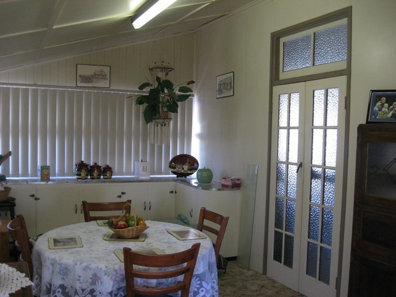 44 Campbell Street, Oakey QLD 4401