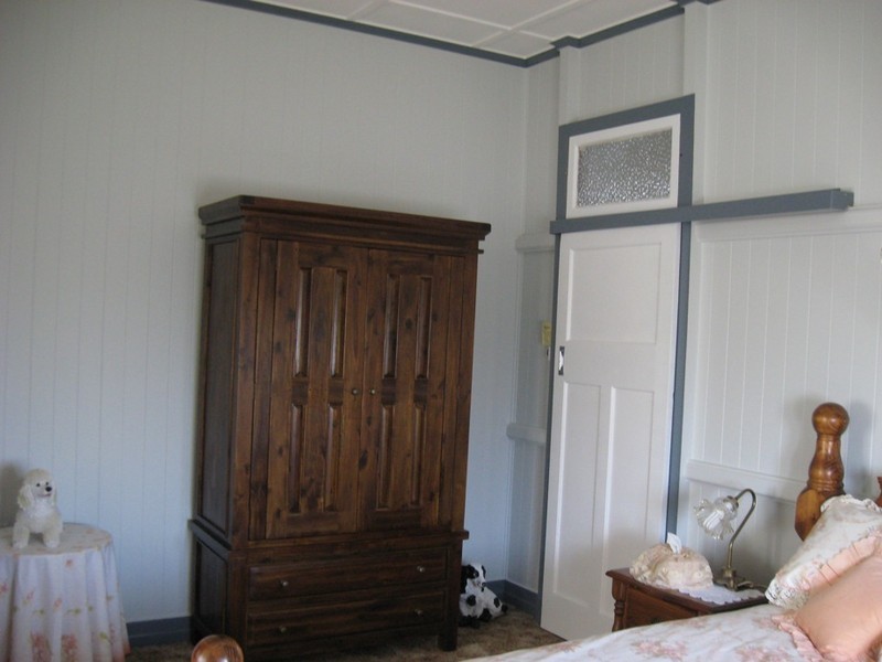 44 Campbell Street, Oakey QLD 4401