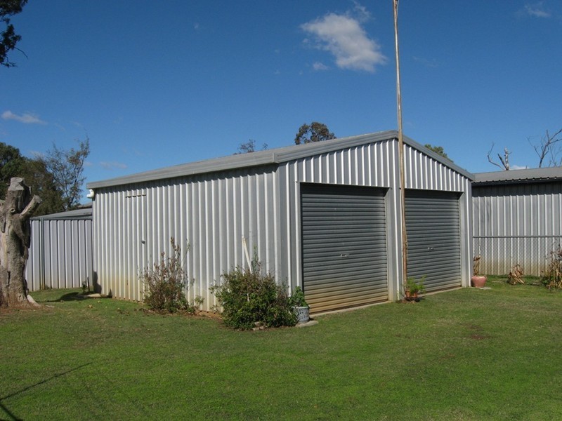 44 Campbell Street, Oakey QLD 4401