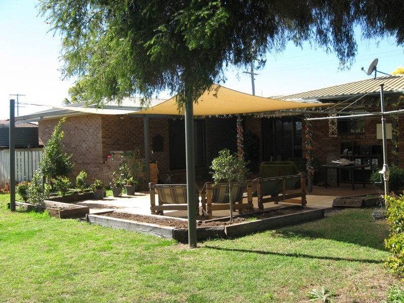 71 Hamlyn Road, Oakey QLD 4401