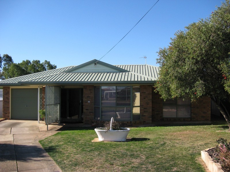 10 Aruma Drive, Oakey QLD 4401