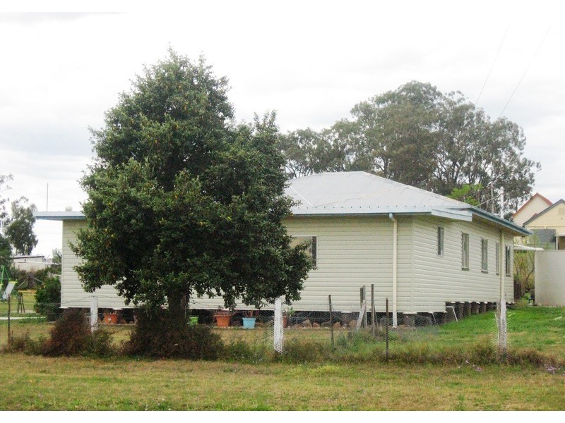 26-30 Denham Street, Peranga QLD 4352