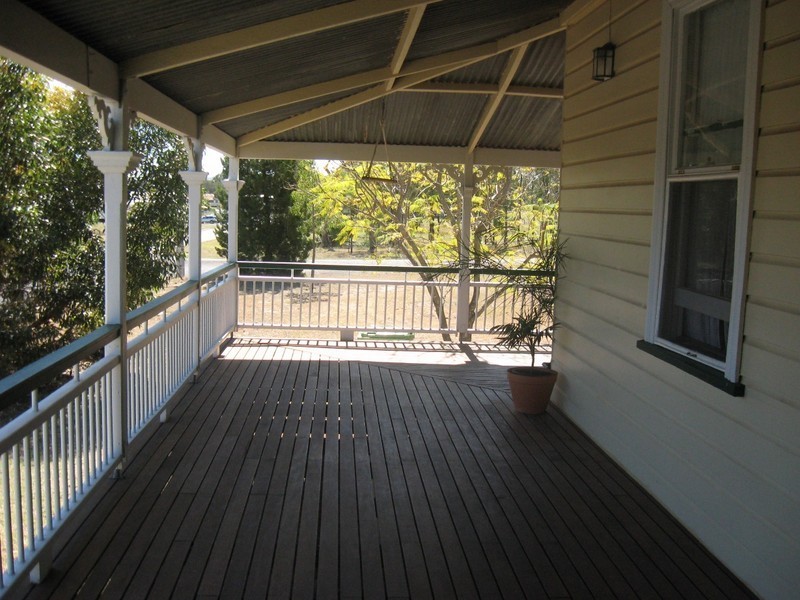 20 Denham Street, Peranga QLD 4352