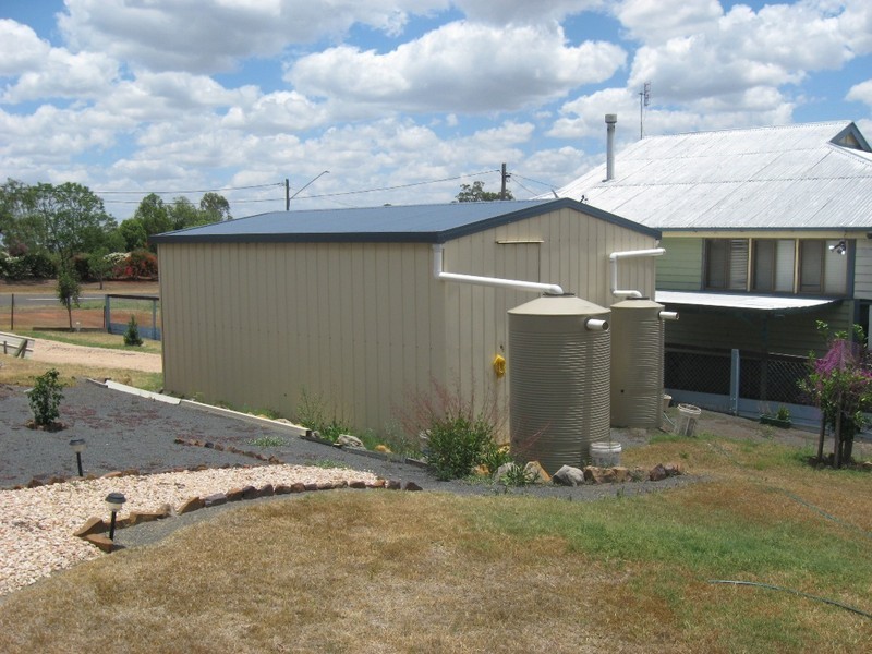 Haden QLD 4353