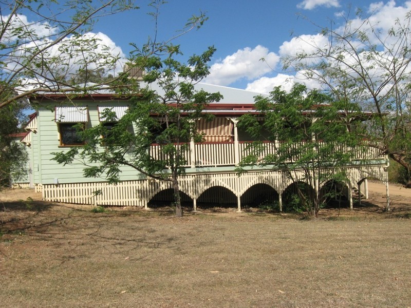 32 Goombunge Road, Kingsthorpe QLD 4400