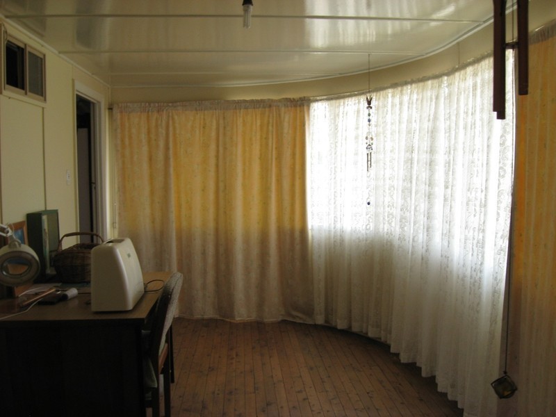 237 Bridge Street, Oakey QLD 4401