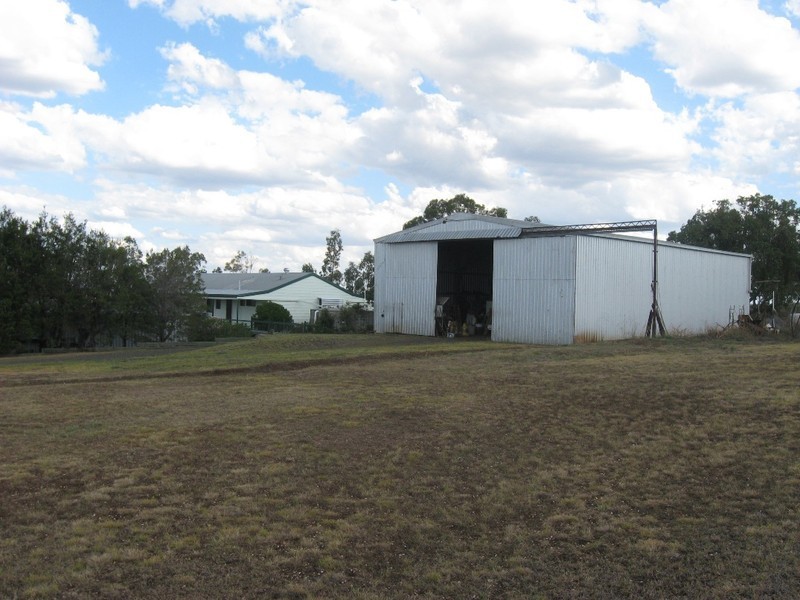 22 Rutledge Road, Jondaryan, Oakey QLD 4401