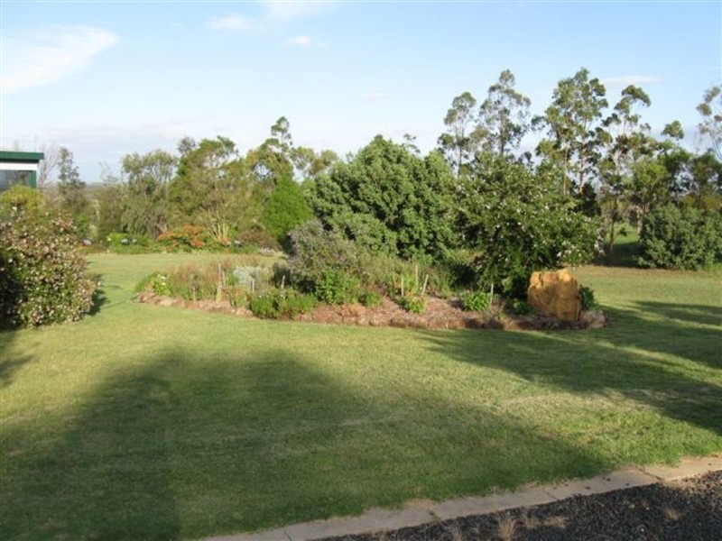 22 Rutledge Road, Jondaryan, Oakey QLD 4401