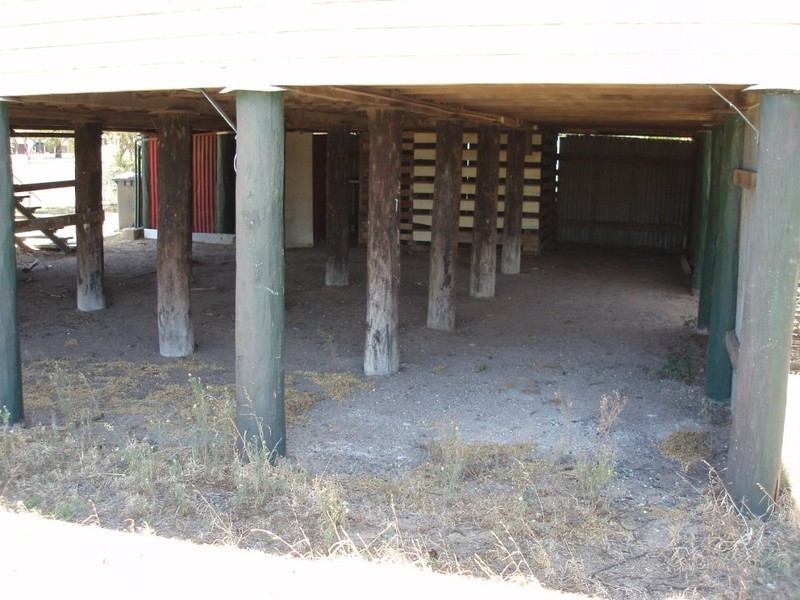 54 Taylor Street, Cecil Plains QLD 4407