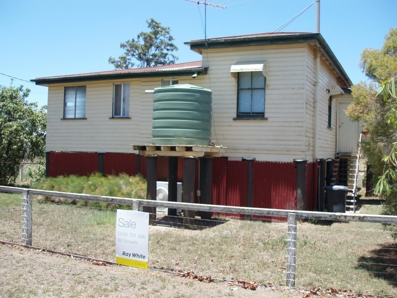 54 Taylor Street, Cecil Plains QLD 4407