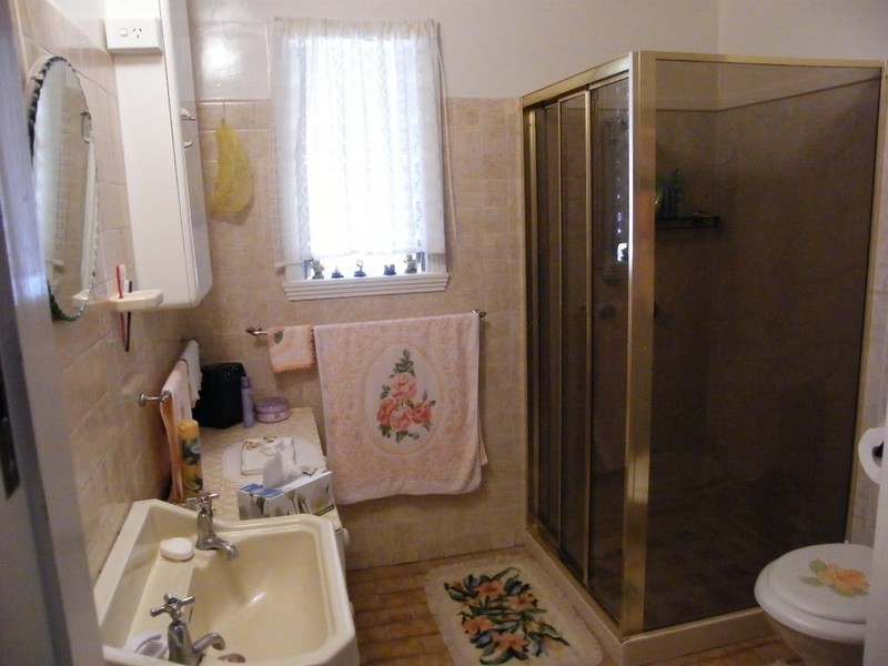 5 Bell Street, Oakey QLD 4401