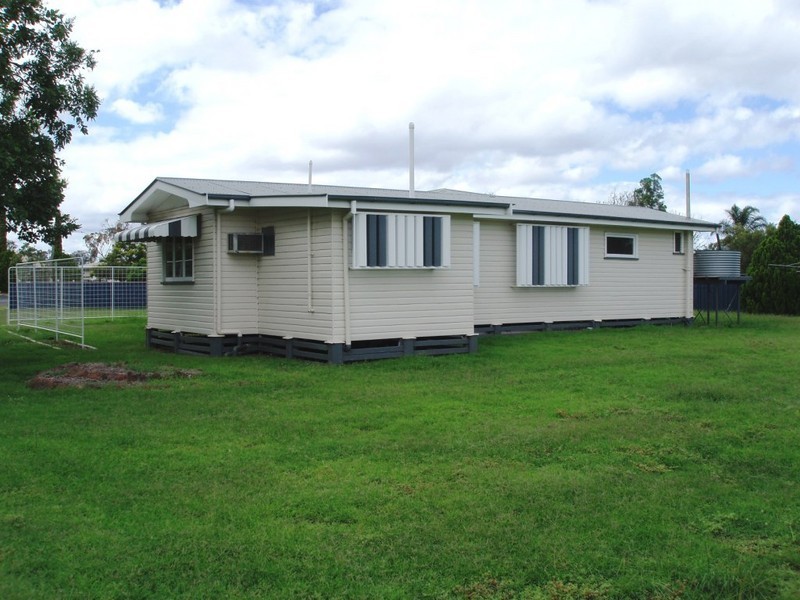 19 Bligh Street, Dalby QLD 4405