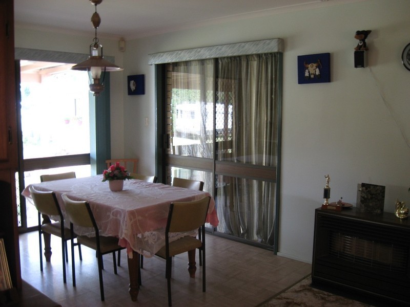 14 Wright Street, Oakey QLD 4401