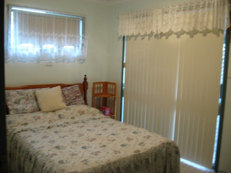 14 Wright Street, Oakey QLD 4401