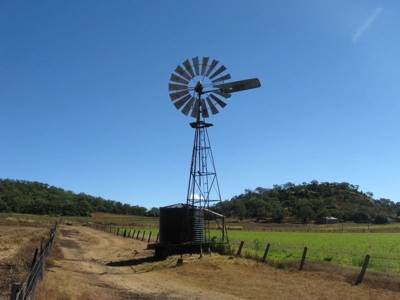 “BRUNNERS” WRIGHTS ROAD, Kingsthorpe QLD 4400