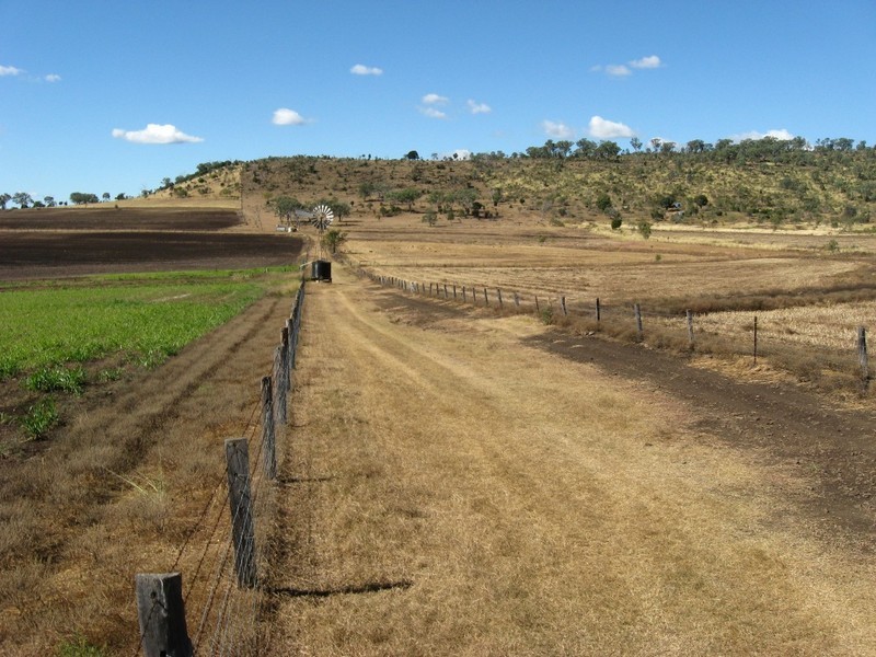 “BRUNNERS” WRIGHTS ROAD, Kingsthorpe QLD 4400