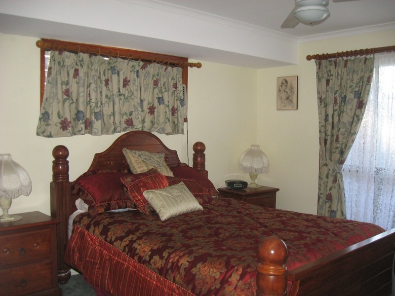 22  West Street, Oakey QLD 4401