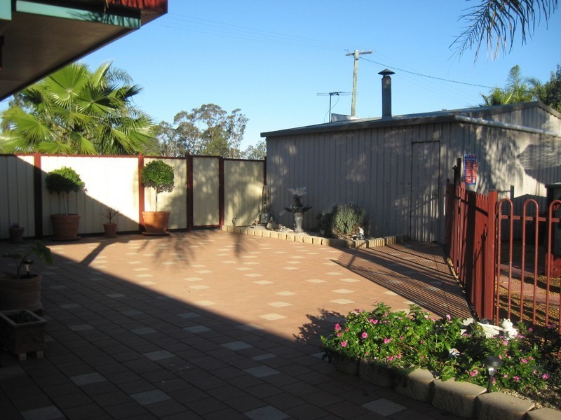 22  West Street, Oakey QLD 4401