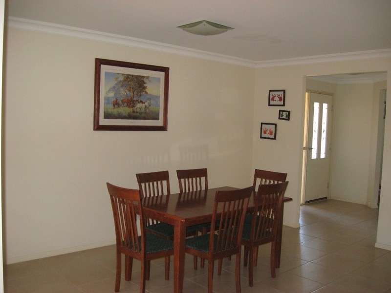 8 Jacquelyn Court, Oakey QLD 4401