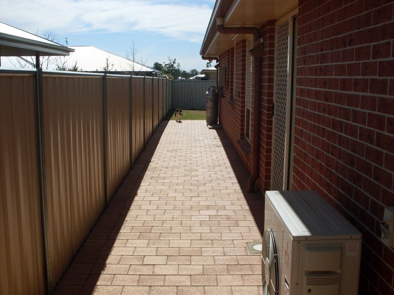 8 Jacquelyn Court, Oakey QLD 4401