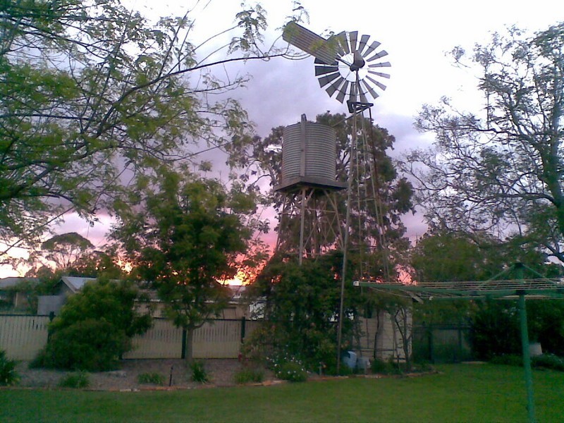 10 Toowoomba Road, Oakey QLD 4401