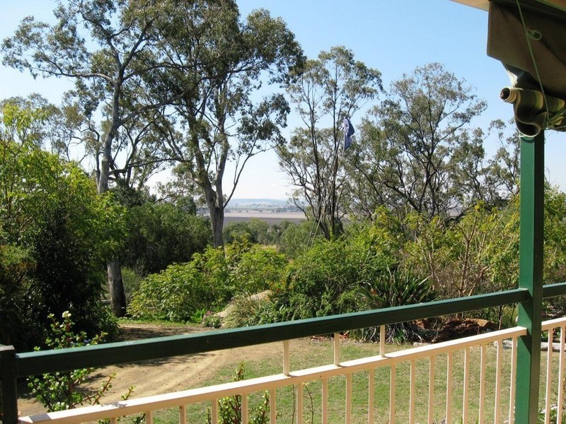 105 Brookvale Park Road, Oakey QLD 4401